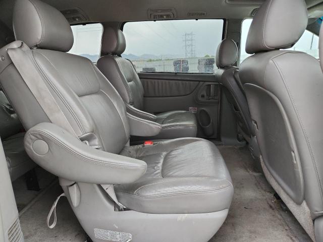 Photo 11 from auction – 2005 TOYOTA SIENNA with VIN 5TDZA22C25S308492