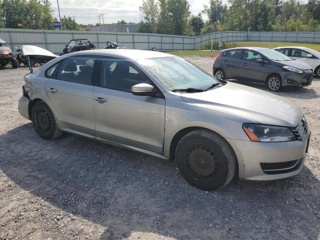 Photo 4 from auction – 2014 VOLKSWAGEN PASSAT S with VIN 1VWAT7A35EC091282