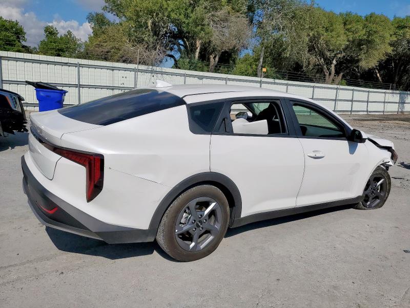 Photo 3 from auction – 2025 KIA K4 LX with VIN 3KPFT4DE3SE020574