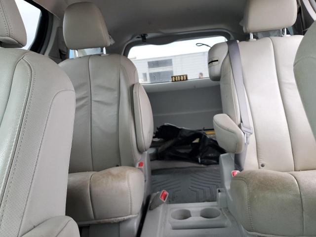 Photo 10 from auction – 2012 TOYOTA SIENNA XLE with VIN 5TDYK3DC9CS248591