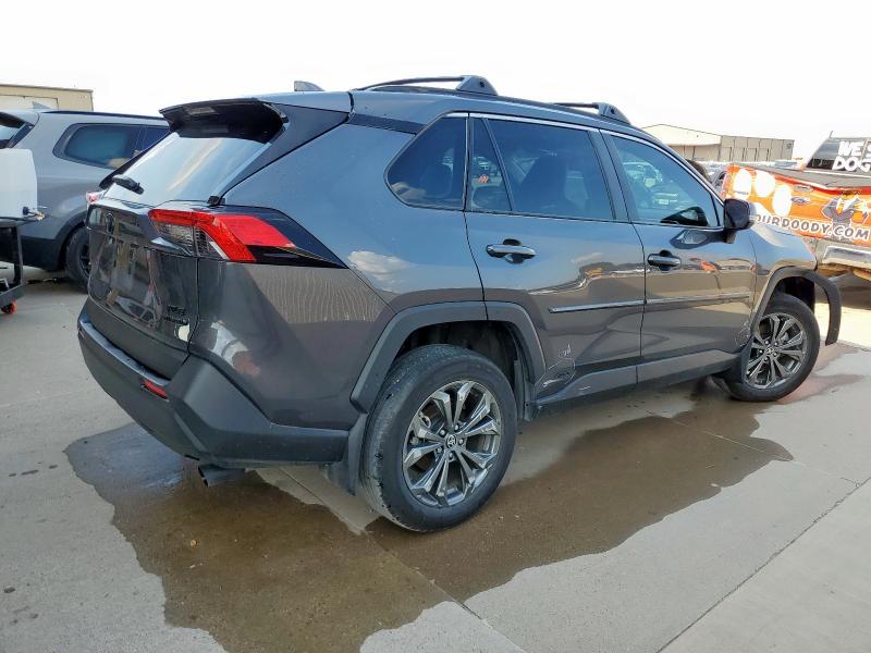 Photo 3 from auction – 2024 TOYOTA RAV4 XLE P with VIN 2T3B6RFV3RW080787