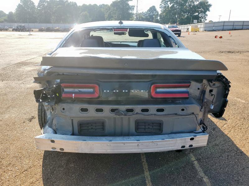 Photo 6 from auction – 2018 DODGE CHALLENGER with VIN 2C3CDZAG2JH311139
