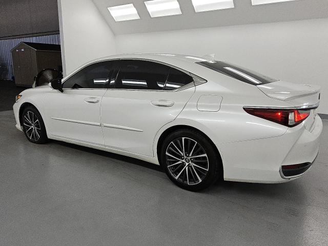 Zdjęcie 2 z aukcji – 2022 LEXUS ES 300H BA z VIN 58ADA1C15NU014747