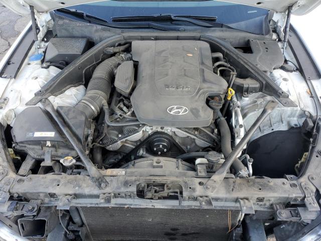 Photo 11 from auction – 2015 HYUNDAI GENESIS 3. with VIN KMHGN4JE3FU097046