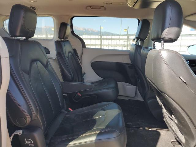 Photo 11 from auction – 2017 CHRYSLER PACIFICA T with VIN 2C4RC1BG7HR532636