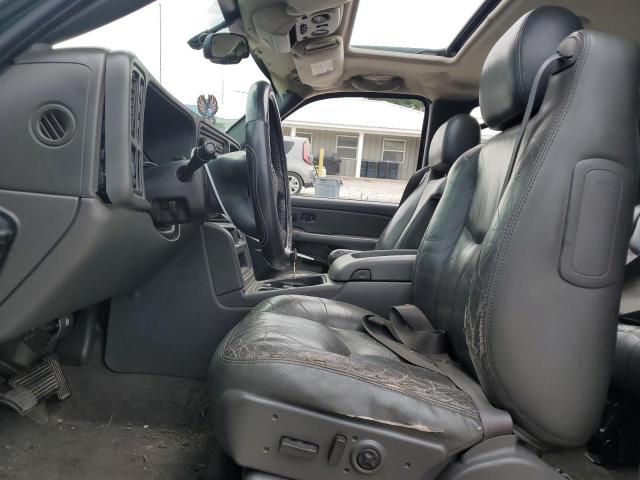 Photo 7 from auction – 2004 CHEVROLET AVALANCHE with VIN 3GNEK12T34G219136
