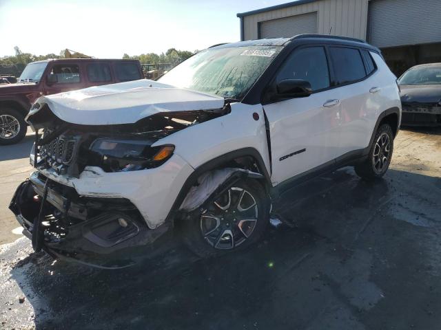 JEEP COMPASS TR 2024 with VIN 3C4NJDDNXRT102907 - Photo from auction