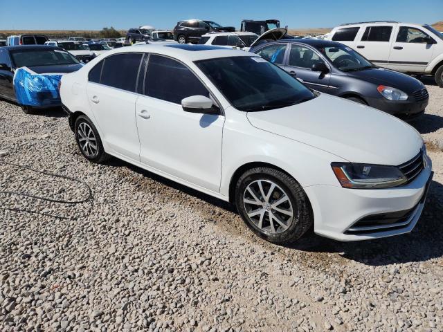 Photo 4 from auction – 2017 VOLKSWAGEN JETTA with VIN 3VWDB7AJXHM400214