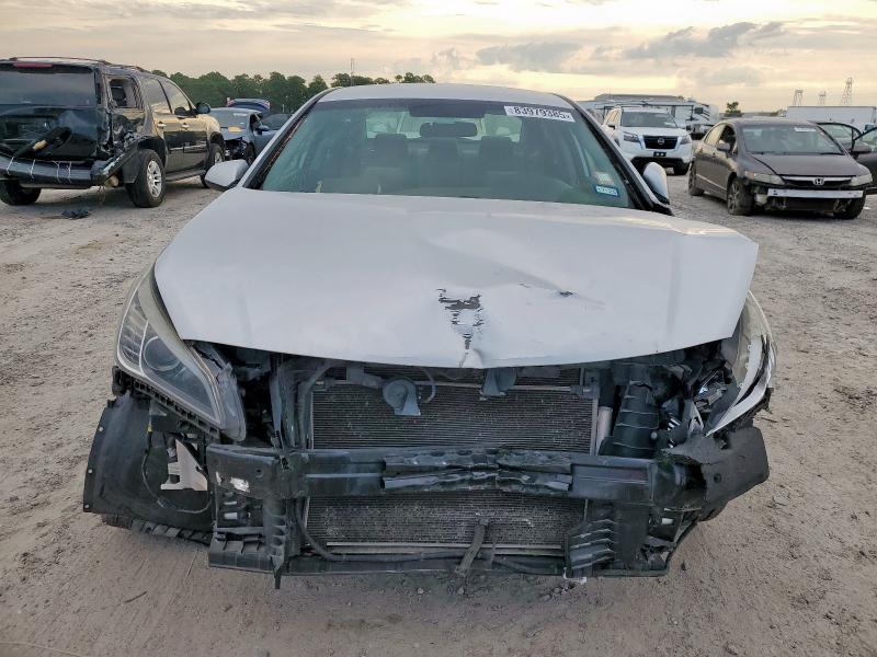 Photo 5 from auction – 2017 HYUNDAI SONATA SE with VIN 5NPE24AF1HH549540