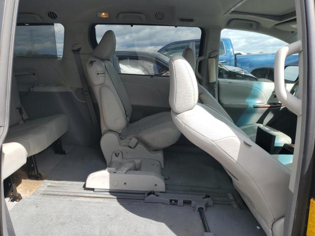 Photo 11 from auction – 2011 TOYOTA SIENNA with VIN 5TDYK3DC2BS127092