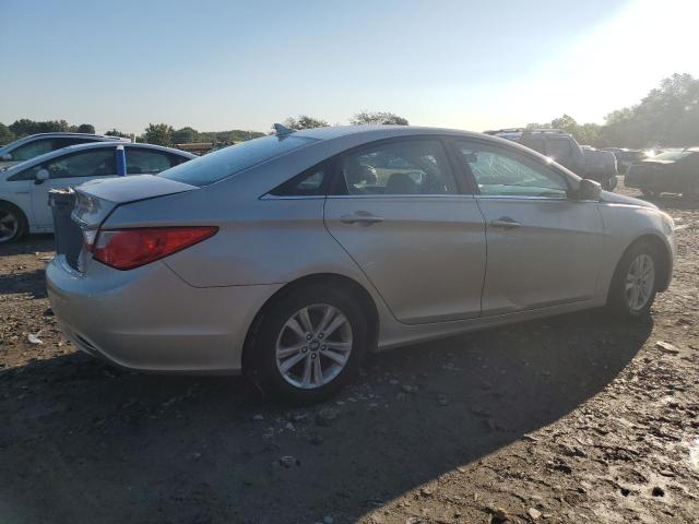 Photo 3 from auction – 2011 HYUNDAI SONATA GLS with VIN 5NPEB4AC3BH085762