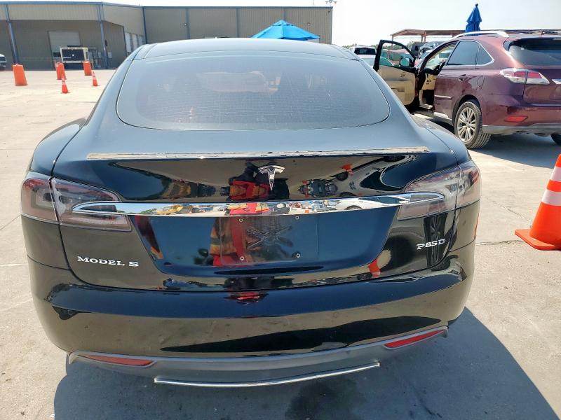 Photo 6 from auction – 2014 TESLA MODEL S with VIN 5YJSA1H15EFP44971