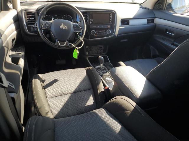Photo 8 from auction – 2018 MITSUBISHI OUTLANDER SE with VIN JA4AZ3A34JZ055966
