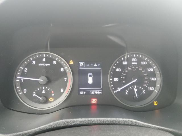 Photo 9 from auction – 2017 HYUNDAI TUCSON LIM with VIN KM8J3CA25HU545303