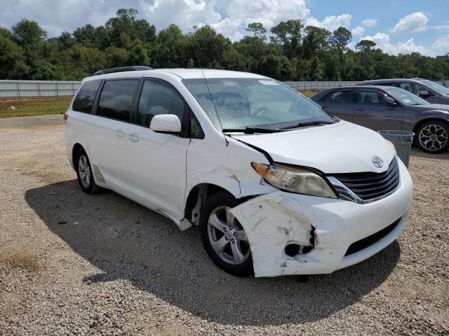Снимка 4 от търг – 2012 TOYOTA SIENNA LE с VIN 5TDKK3DC2CS205796