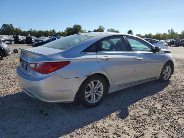 Photo 3 from auction – 2013 HYUNDAI SONATA GLS with VIN 5NPEB4AC2DH670819