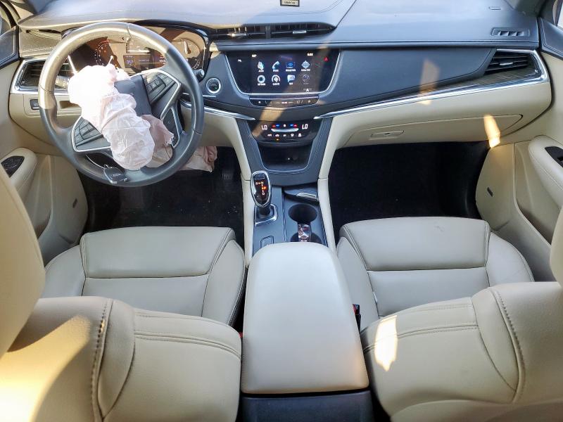 Photo 8 from auction – 2017 CADILLAC XT5 with VIN 1GYKNARS1HZ104390