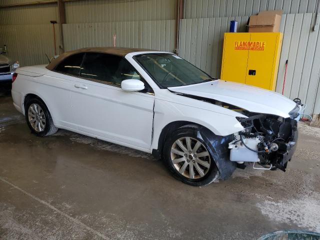 Photo 4 from auction – 2011 CHRYSLER 200 TOURING with VIN 1C3BC2EBXBN554792
