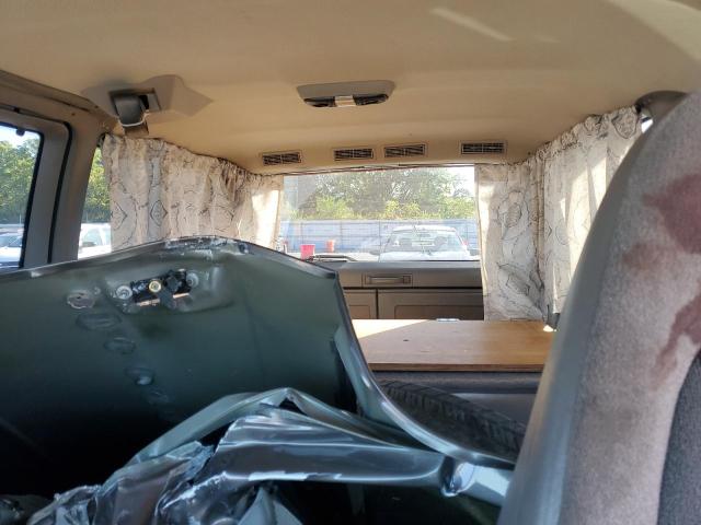 Photo 10 from auction – 2002 CHEVROLET ASTRO with VIN 1GNEL19X22B109349