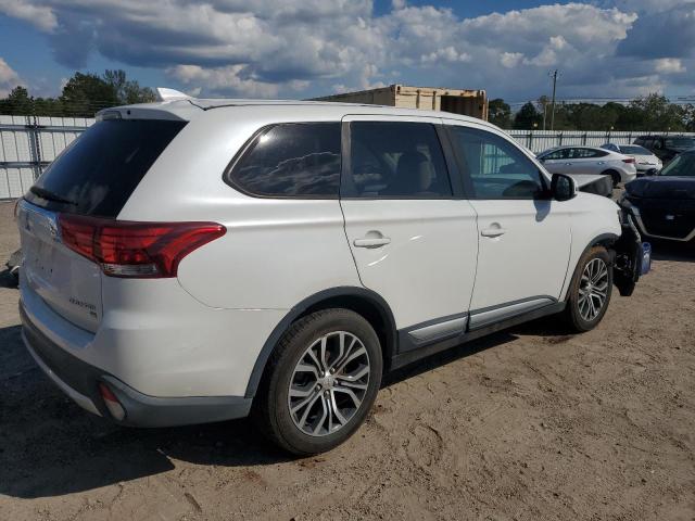 Photo 3 from auction – 2017 MITSUBISHI OUTLANDER with VIN JA4AD3A33HZ067048