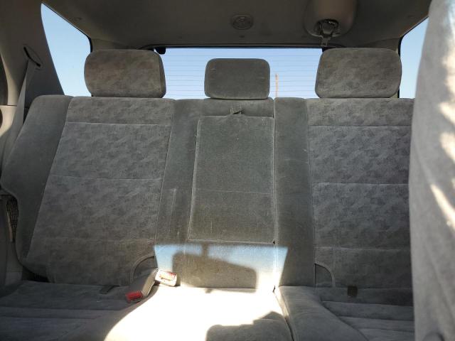 Photo 10 from auction – 2004 KIA SORENTO EX with VIN KNDJD733445203683