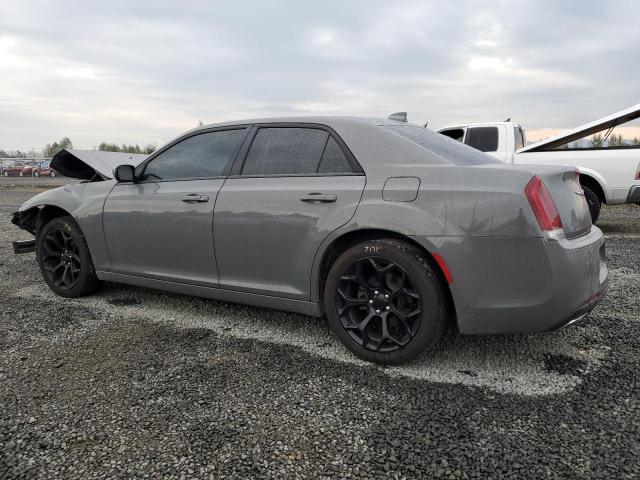 Photo 2 from auction – 2019 CHRYSLER 300 S with VIN 2C3CCABG7KH609495