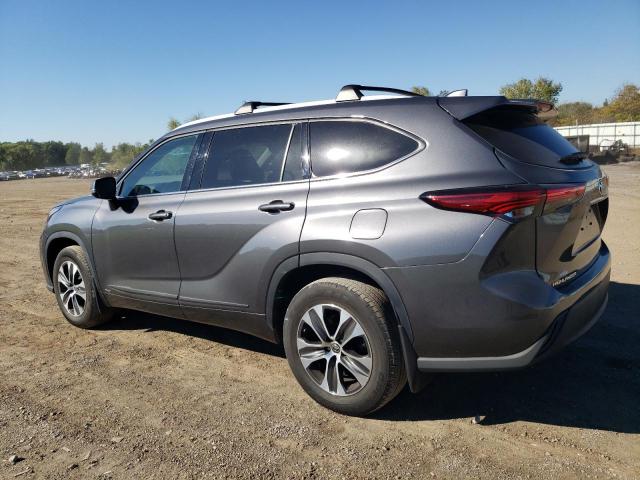 Photo 2 from auction – 2022 TOYOTA HIGHLANDER with VIN 5TDGBRCH6NS550404