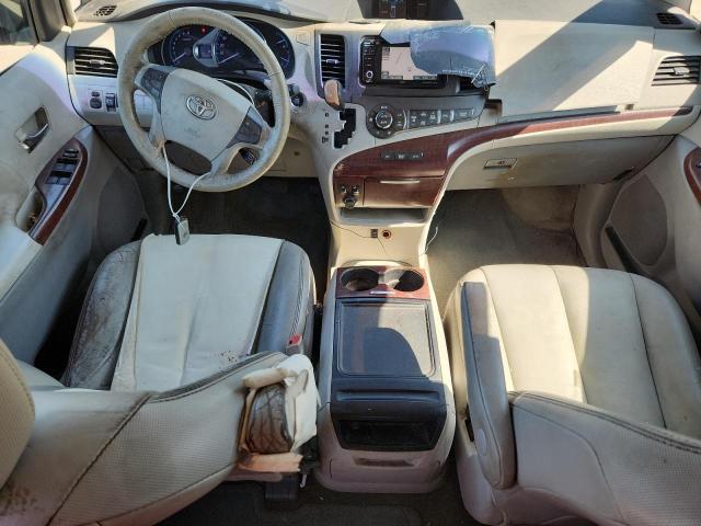 Photo 8 from auction – 2013 TOYOTA SIENNA XLE with VIN 5TDYK3DC2DS378472