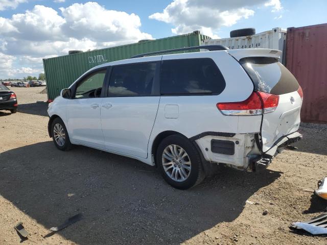 Photo 2 from auction – 2014 TOYOTA SIENNA XLE with VIN 5TDYK3DC4ES475156