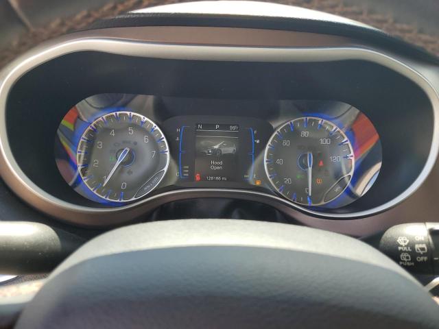 Photo 9 from auction – 2017 CHRYSLER PACIFICA T with VIN 2C4RC1BG6HR598448