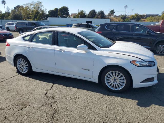 Photo 4 from auction – 2014 FORD FUSION SE with VIN 3FA6P0LU2ER319112