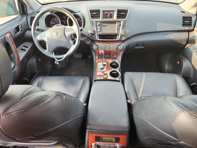 Photo 8 from auction – 2013 TOYOTA HIGHLANDER with VIN 5TDYK3EH8DS101397