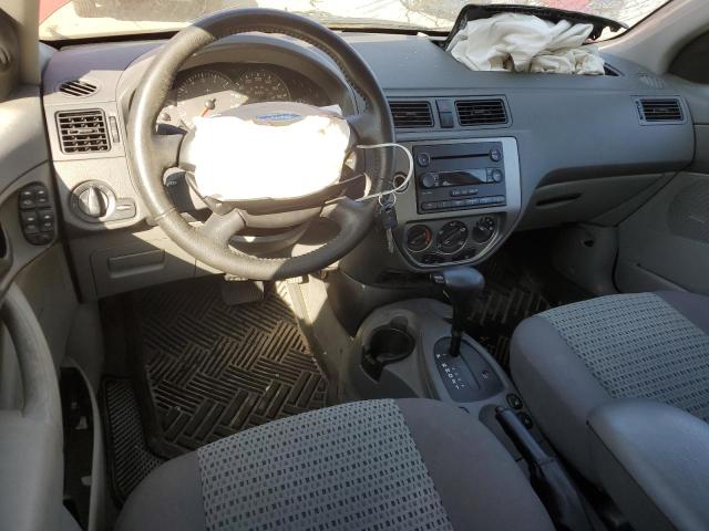 Photo 8 from auction – 2005 FORD FOCUS ZX4 with VIN 1FAFP34N75W107540