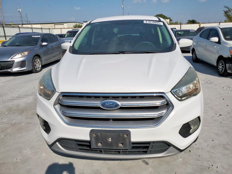 Photo 5 from auction – 2017 FORD ESCAPE SE with VIN 1FMCU0GD2HUB42408