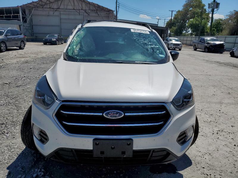 Photo 5 from auction – 2019 FORD ESCAPE SE with VIN 1FMCU9GDXKUC05511