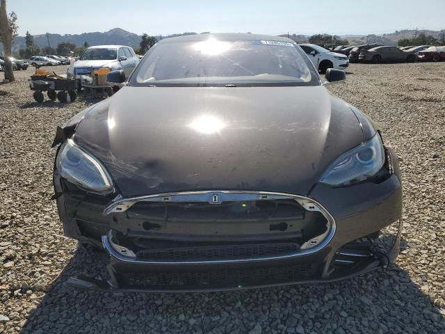 Photo 5 from auction – 2014 TESLA MODEL S with VIN 5YJSA1H10EFP32193