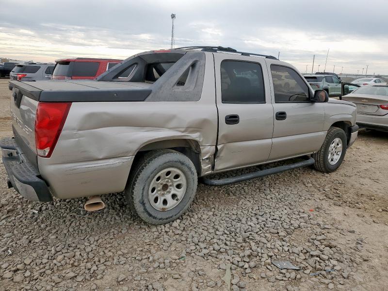 Photo 3 from auction – 2004 CHEVROLET AVALANCHE with VIN 3GNEC12T04G111408