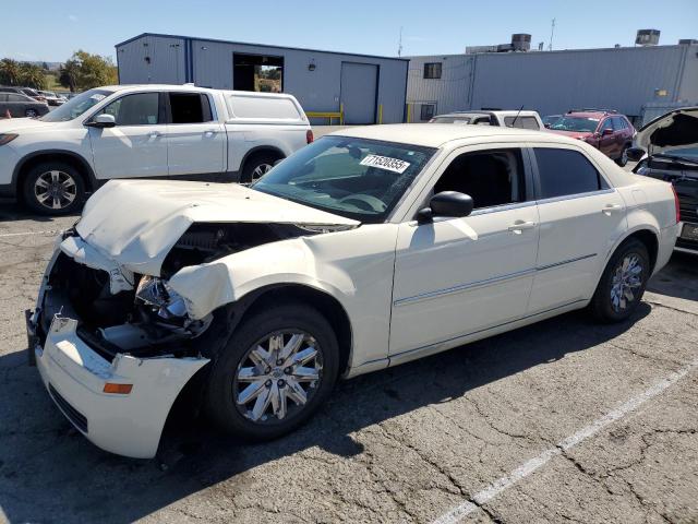 CHRYSLER 300 LX 2008 with VIN 2C3KA43R28H230478 - Photo from auction