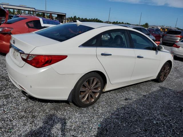 Photo 3 from auction – 2011 HYUNDAI SONATA SE with VIN 5NPEC4AC5BH154559