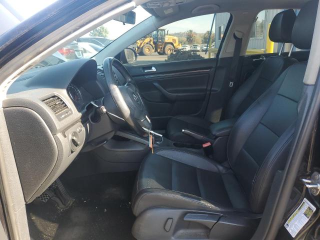Photo 7 from auction – 2010 VOLKSWAGEN JETTA with VIN 3VWRJ7AJ1AM046680