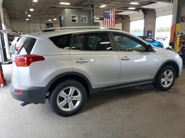 Photo 3 from auction – 2013 TOYOTA RAV4 XLE with VIN JTMRFREV8DD045197