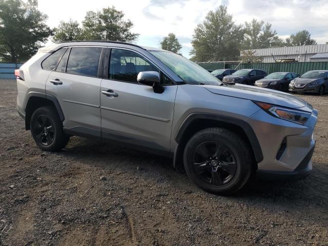 Photo 4 from auction – 2019 TOYOTA RAV4 XLE with VIN JTMP1RFVXKD028063