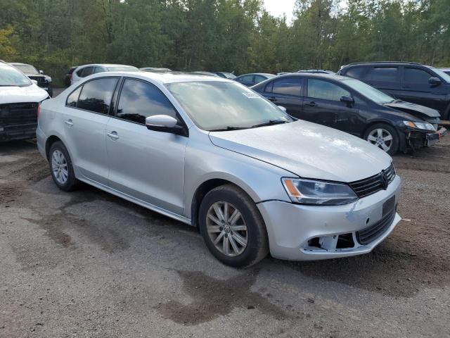 Photo 4 from auction – 2013 VOLKSWAGEN JETTA with VIN 3VWDK7AJ2DM417339