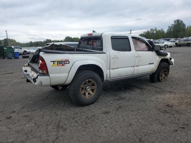 Photo 3 from auction – 2014 TOYOTA TACOMA DOU with VIN 3TMLU4EN3EM157670