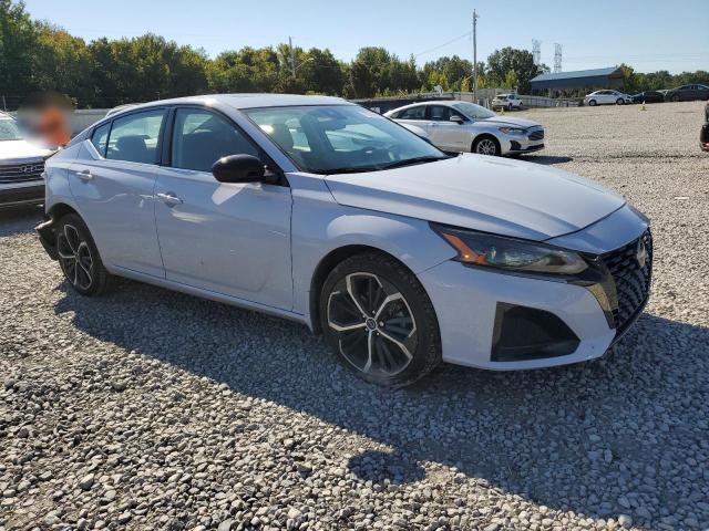 Photo 4 from auction – 2023 NISSAN ALTIMA SR with VIN 1N4BL4CW5PN306900
