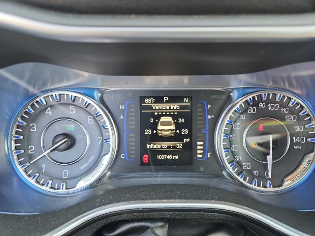 Photo 9 from auction – 2016 CHRYSLER 200 LIMITE with VIN 1C3CCCAB2GN114119