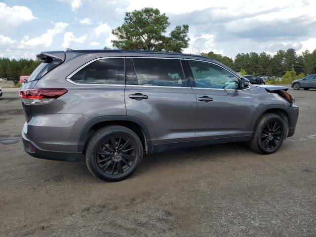 Photo 3 from auction – 2019 TOYOTA HIGHLANDER with VIN 5TDKZRFH3KS574527