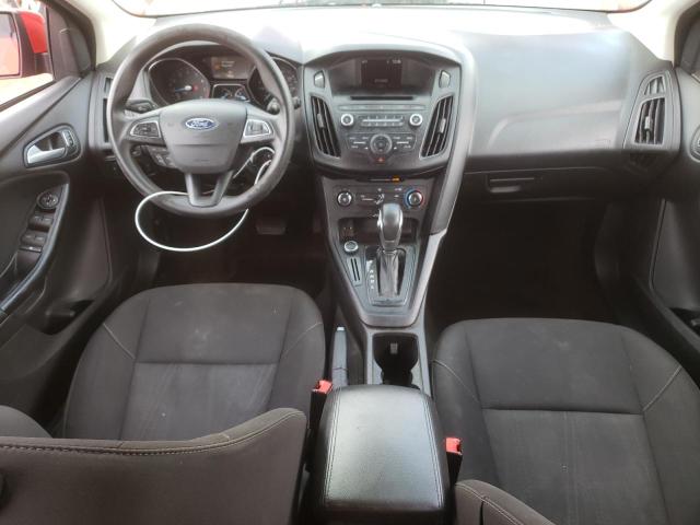 Zdjęcie 8 z aukcji – 2017 FORD FOCUS SE z VIN 1FADP3K23HL231326