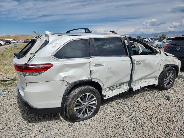 صورة رقم 3 من المزاد - 2017 TOYOTA HIGHLANDER مع VIN 5TDJZRFH5HS520098