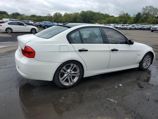 Photo 3 from auction – 2006 BMW 325 I with VIN WBAVB13516PS66198